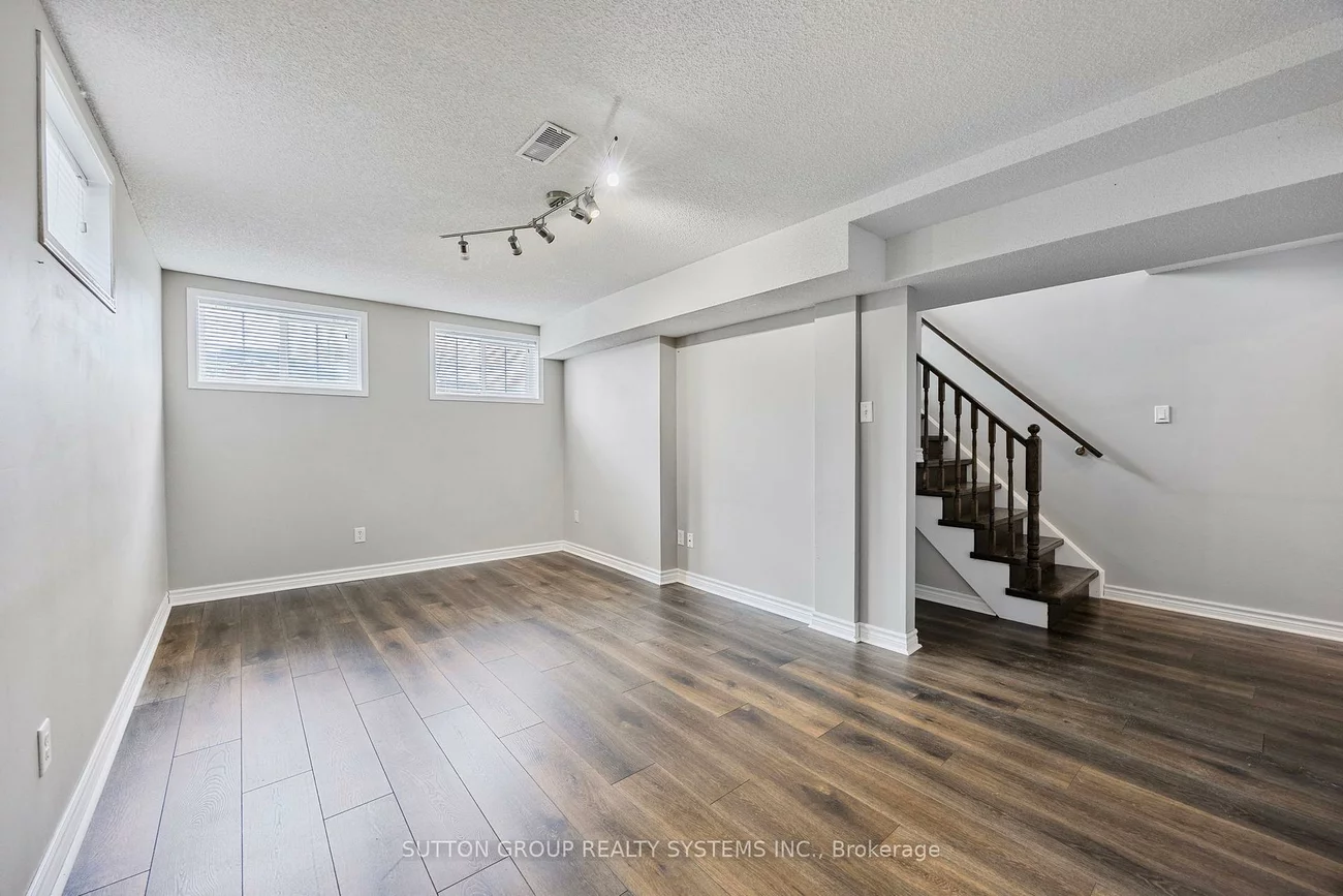 75, Coleman, Edgehill Drive, Barrie