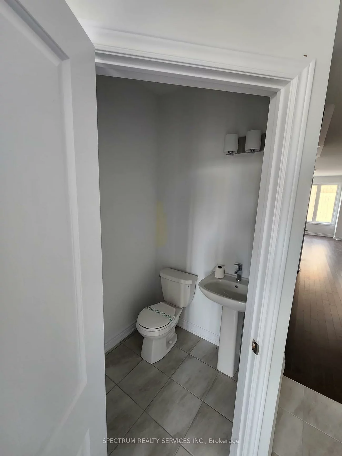 45, Milady, Rural Barrie Southeast, Barrie
