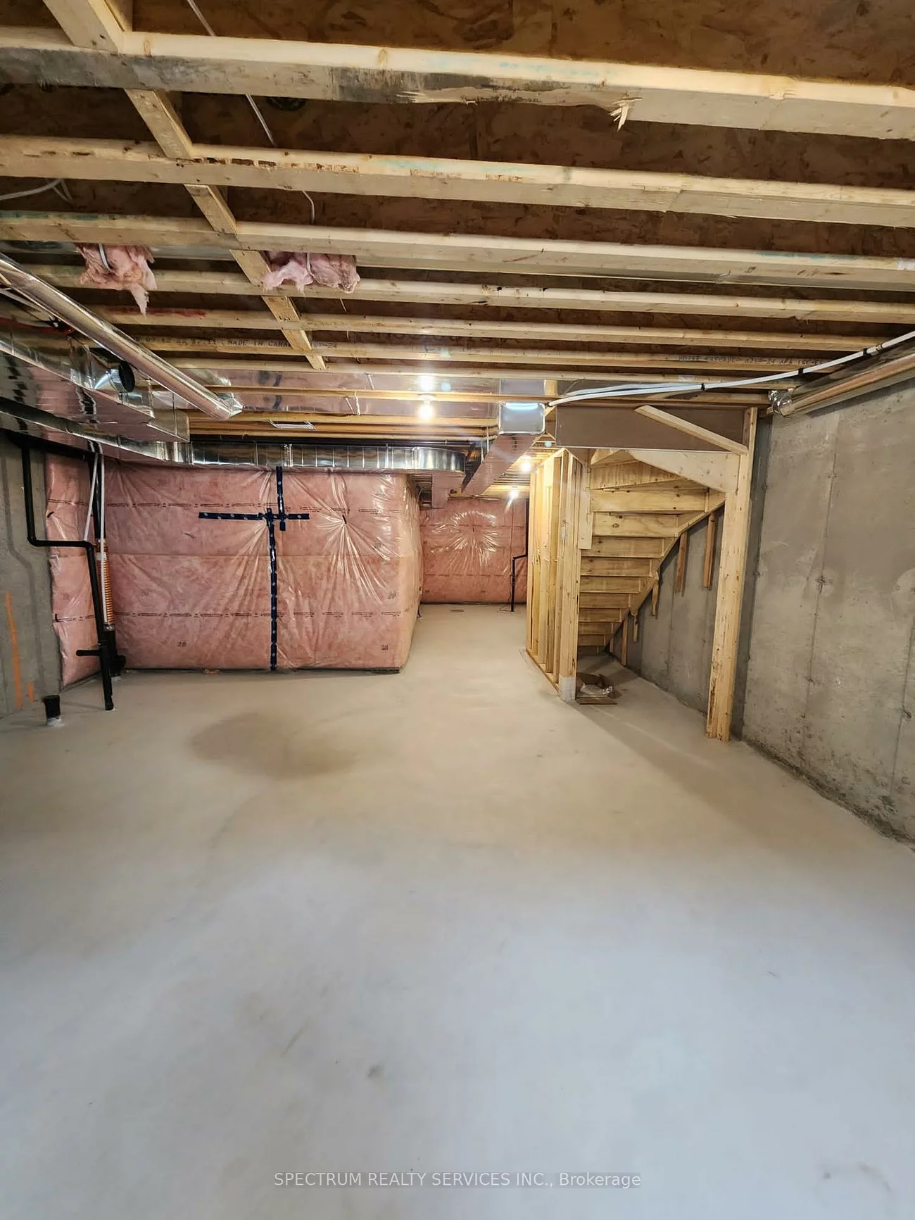 45, Milady, Rural Barrie Southeast, Barrie