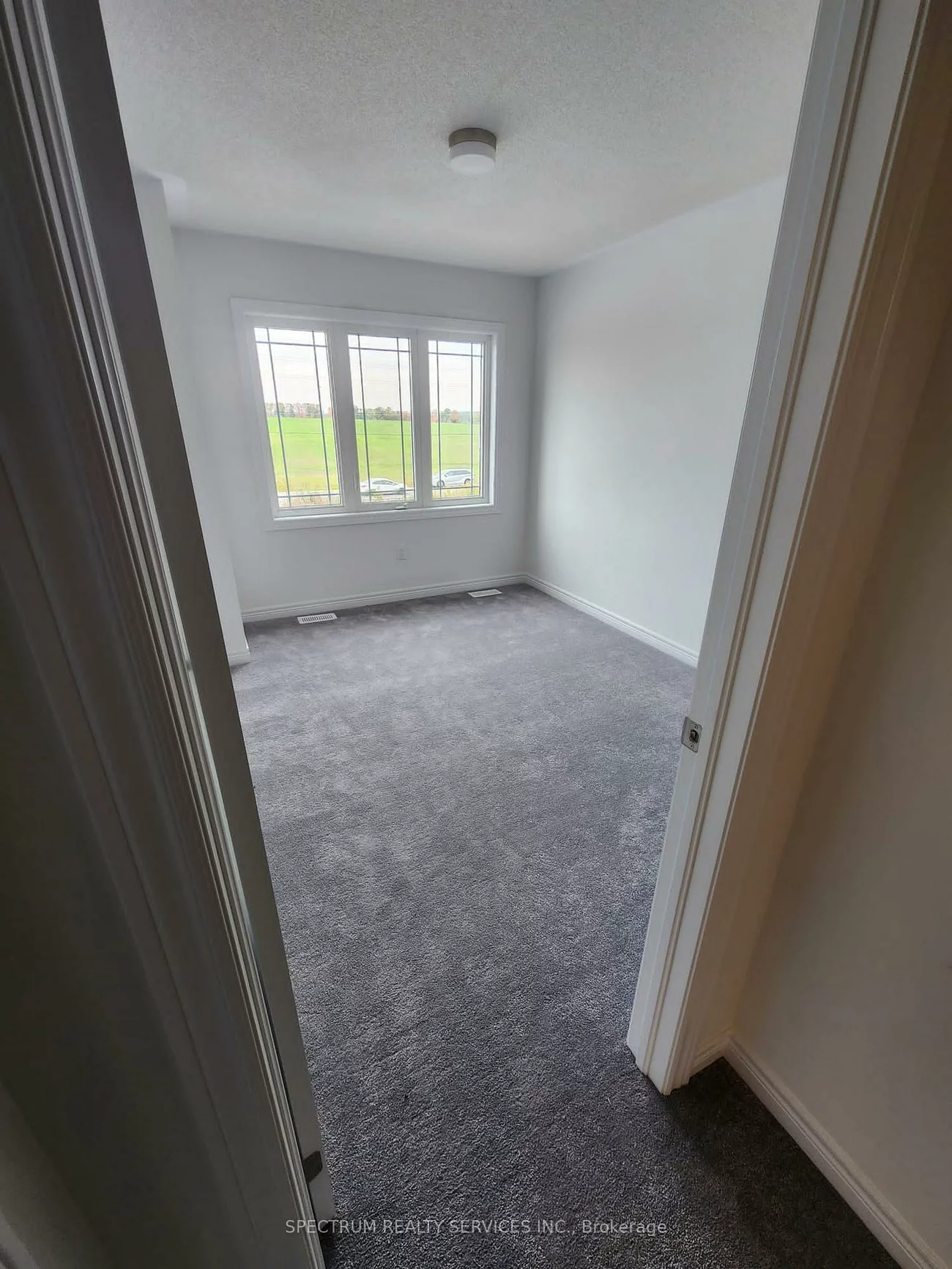 45, Milady, Rural Barrie Southeast, Barrie