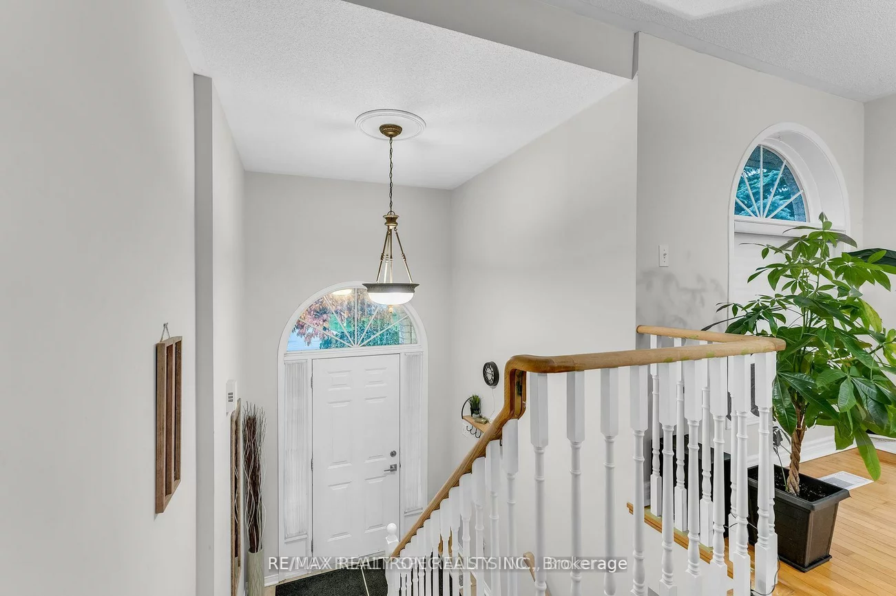 7, Margaret, East Bayfield, Barrie