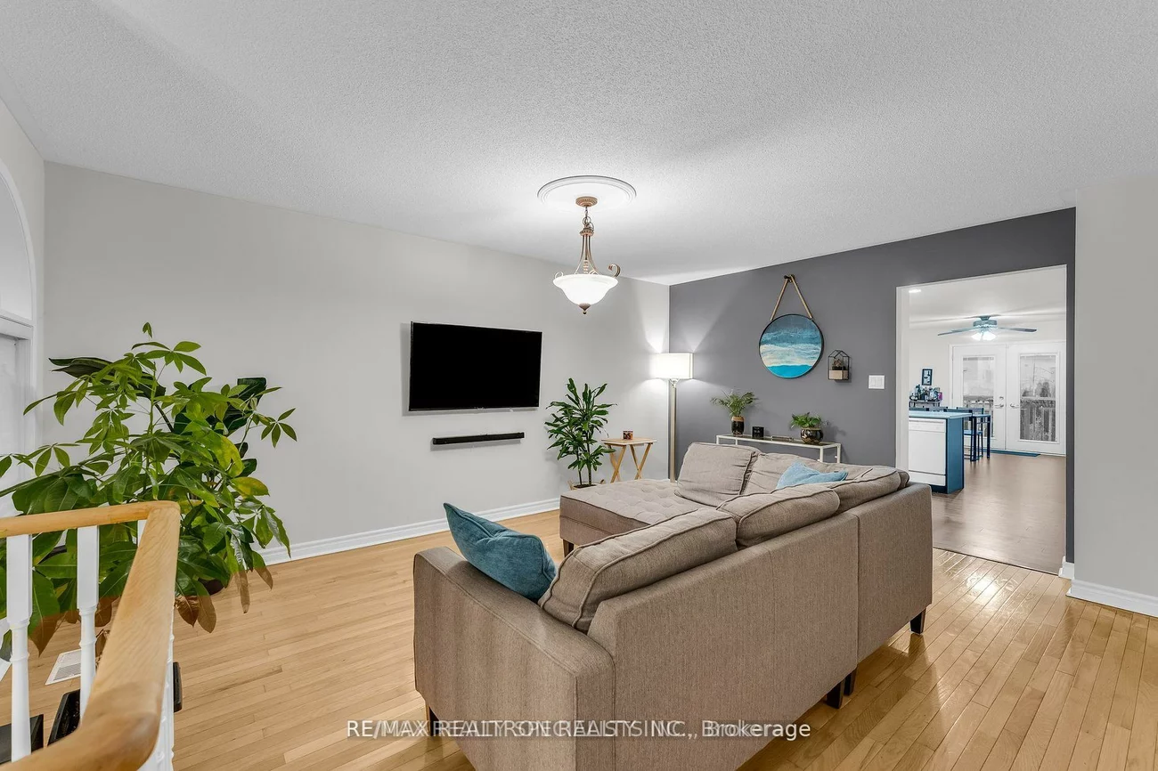 7, Margaret, East Bayfield, Barrie