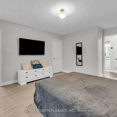 7, Margaret, East Bayfield, Barrie