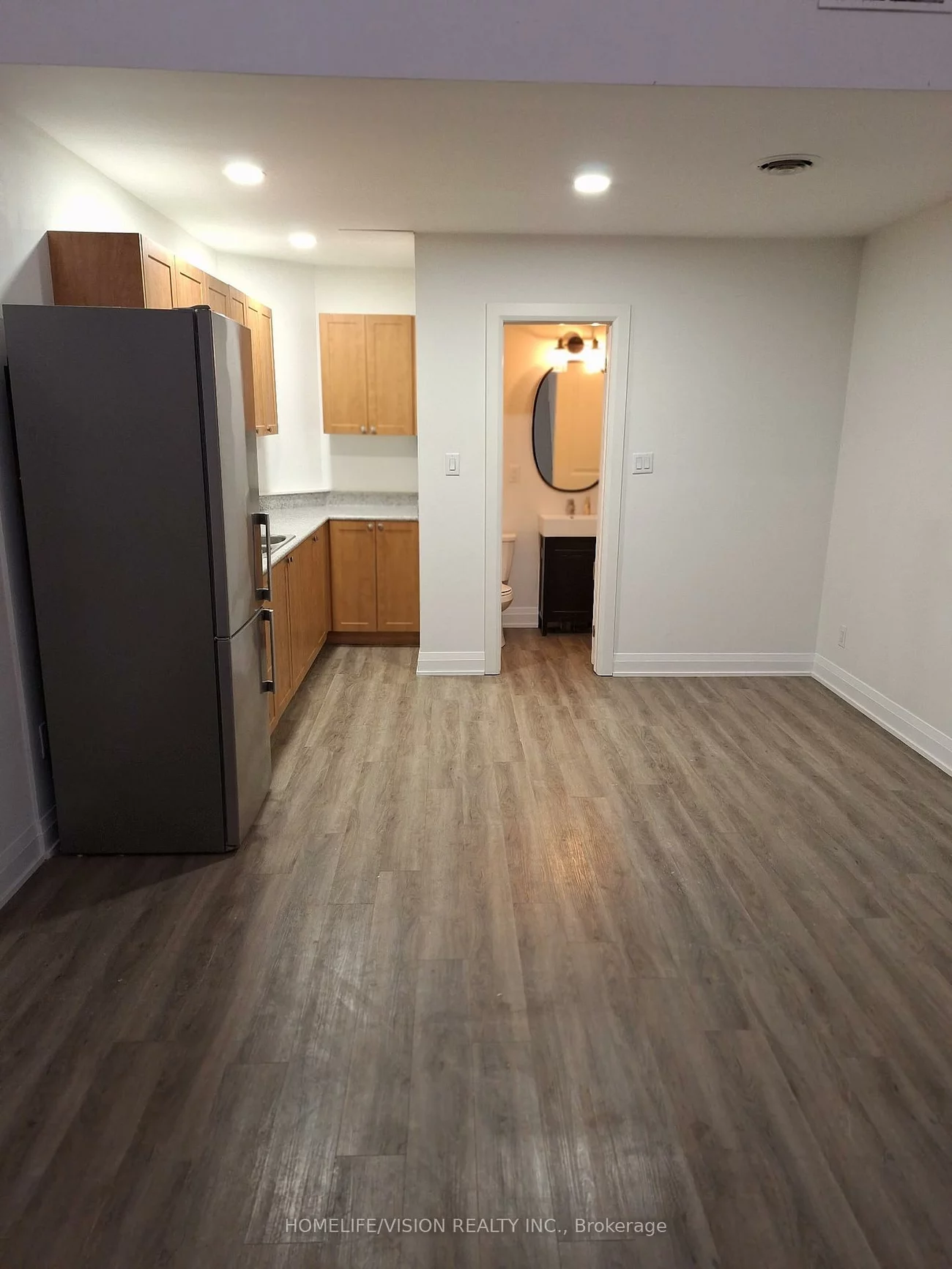 16, Dunlop, City Centre, Barrie