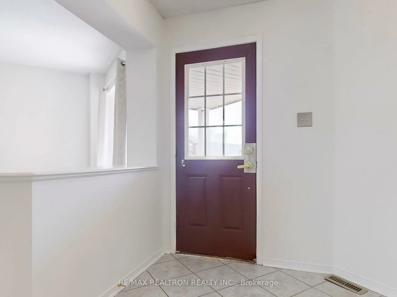 35, Basswood, Holly, Barrie