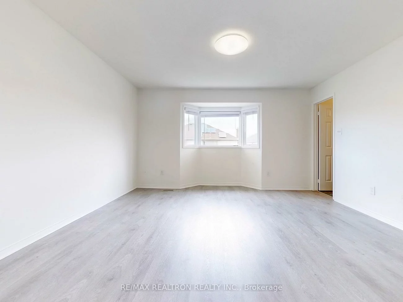 35, Basswood, Holly, Barrie