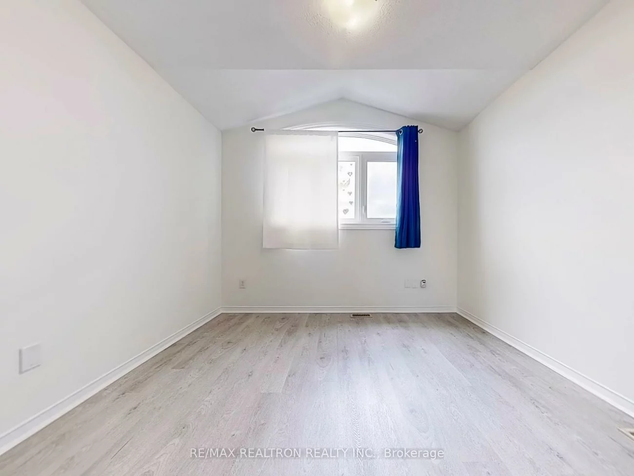 35, Basswood, Holly, Barrie