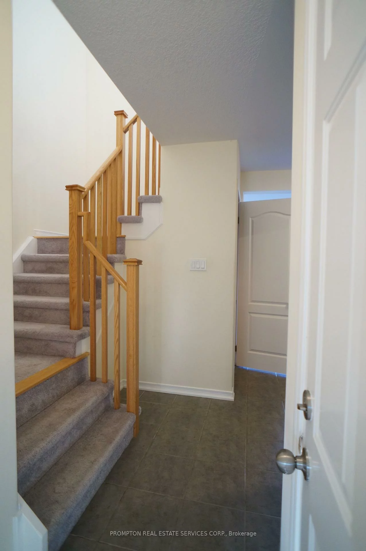 75, Prince William, Innis-Shore, Barrie