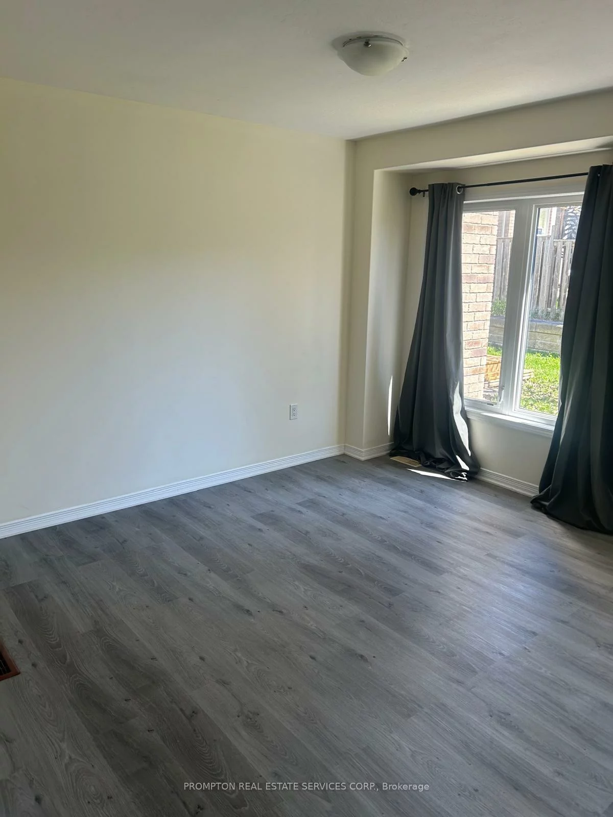 75, Prince William, Innis-Shore, Barrie