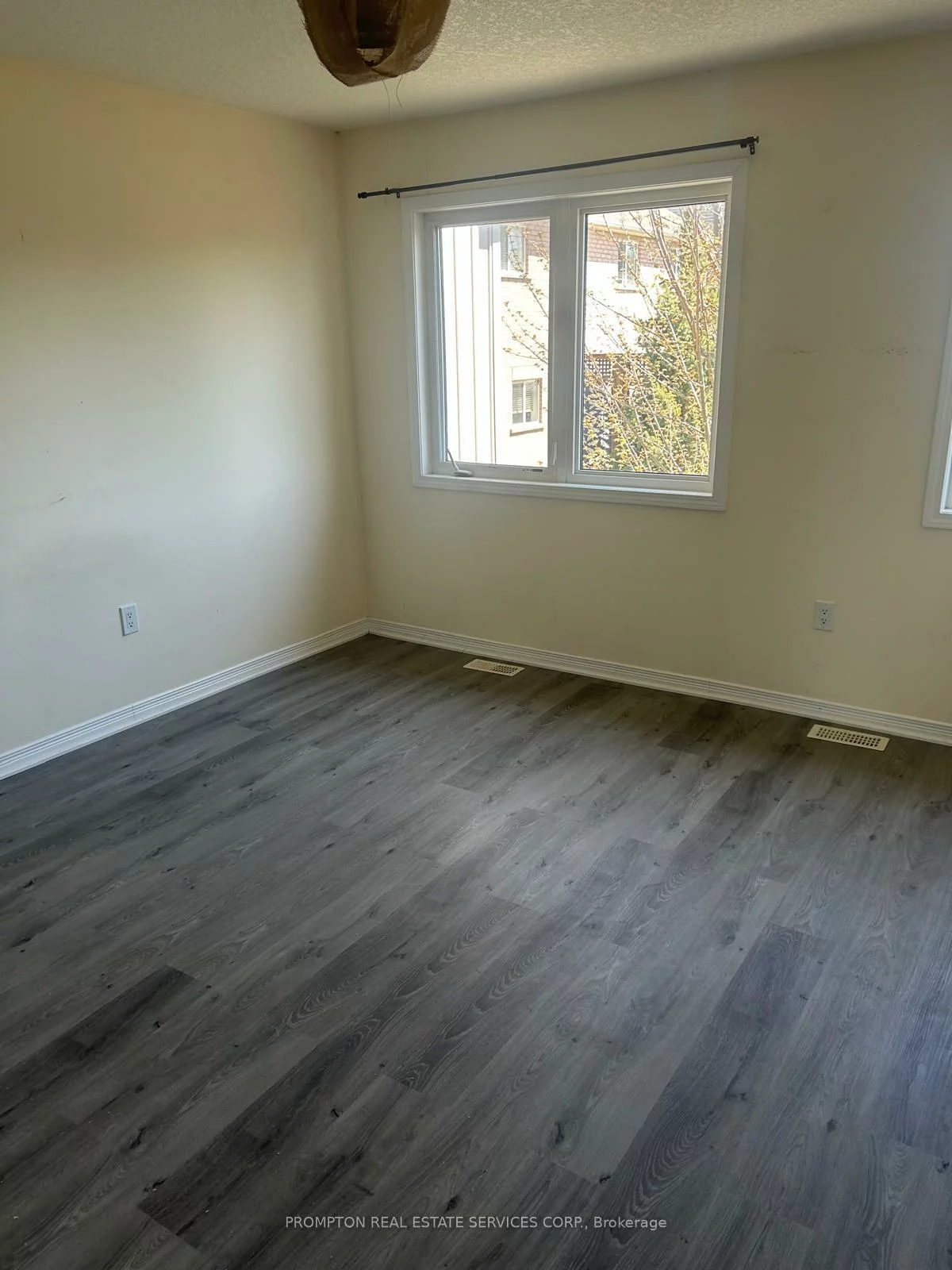 75, Prince William, Innis-Shore, Barrie