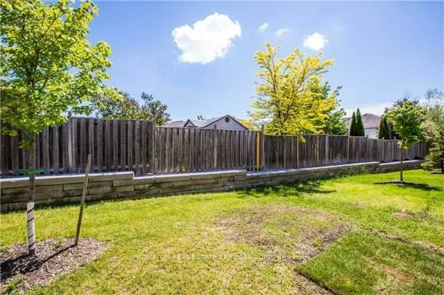 75, Prince William, Innis-Shore, Barrie