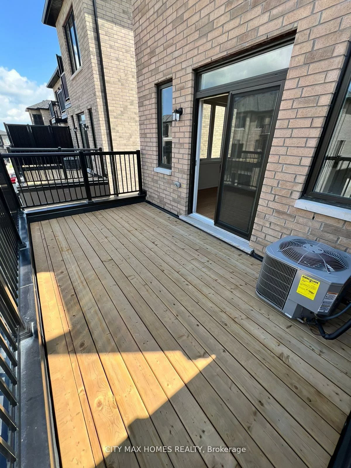15, Cherry Hill, Painswick South, Barrie