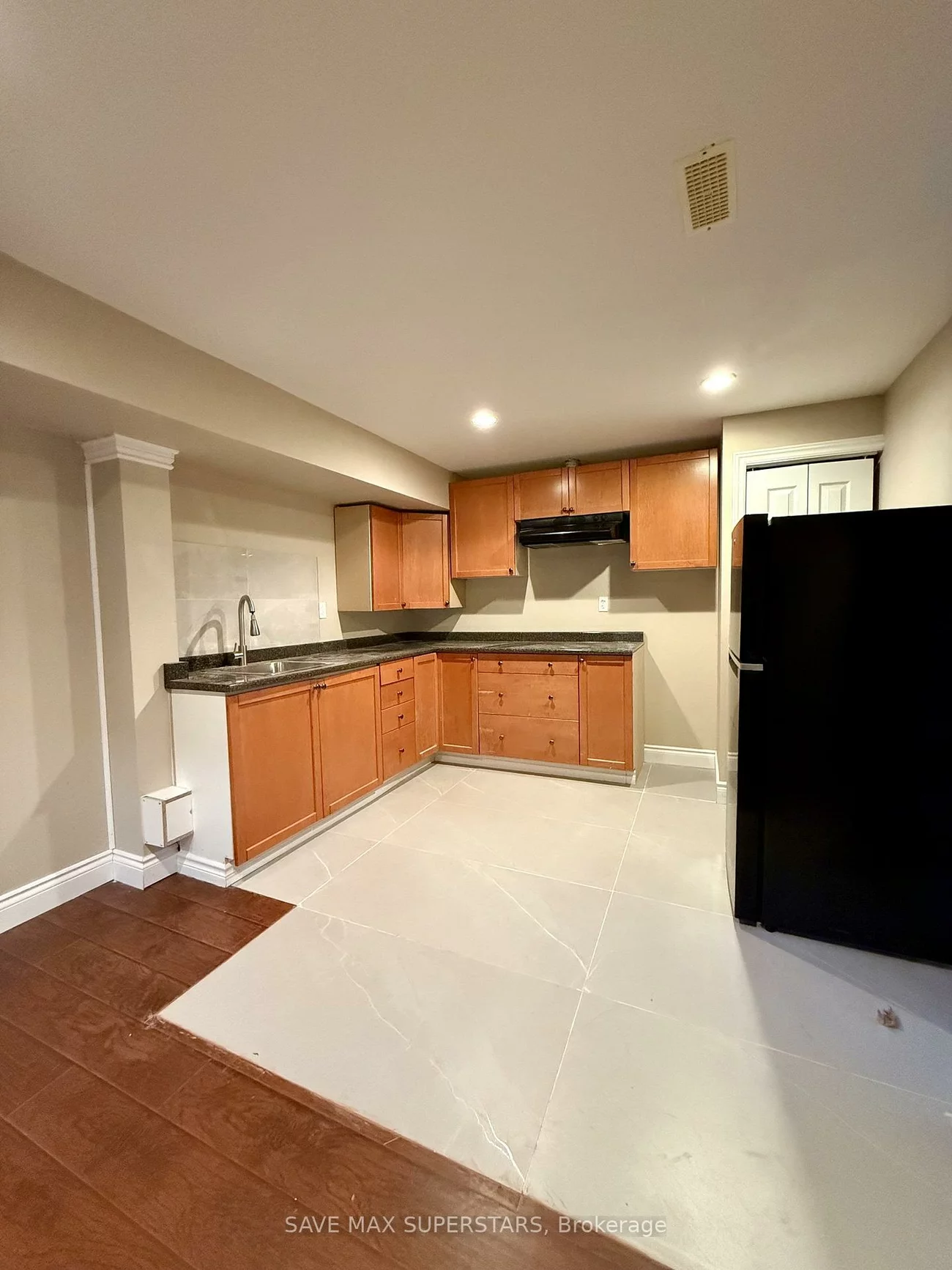 58, Brookwood, 400 West, Barrie