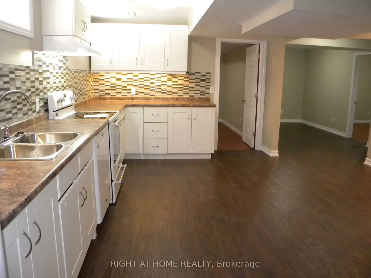 42, Westminster, Innis-Shore, Barrie
