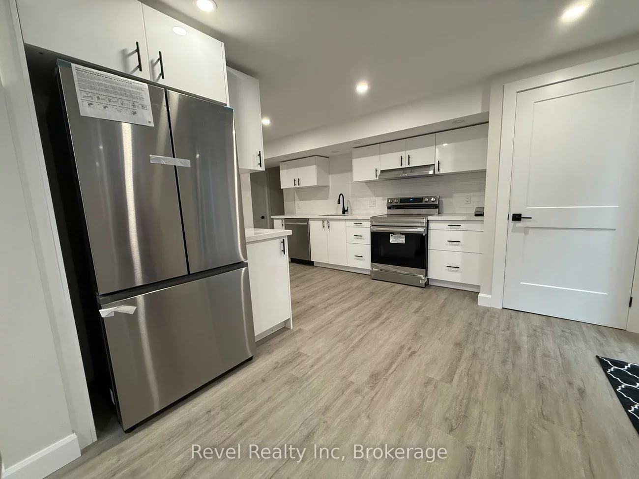 29, Hewitt, Georgian Drive, Barrie