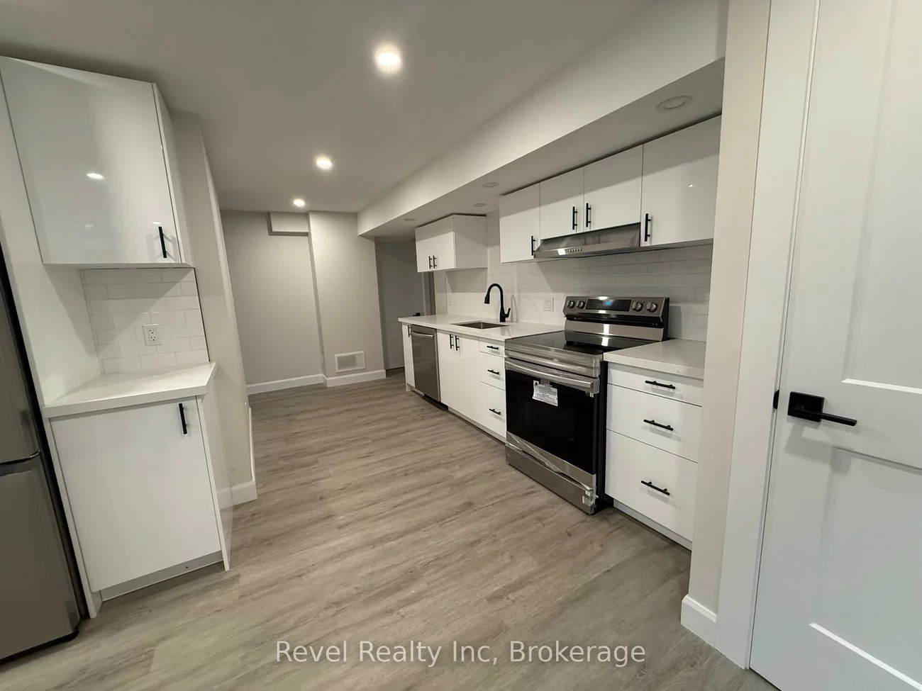 29, Hewitt, Georgian Drive, Barrie