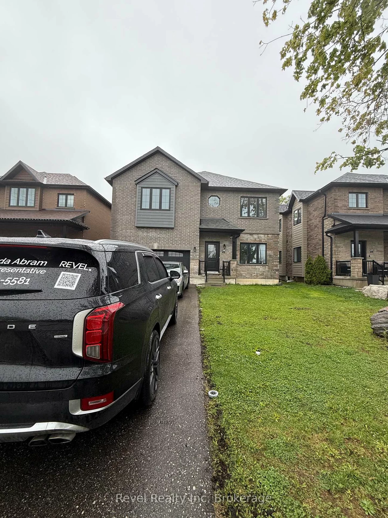 29, Hewitt, Georgian Drive, Barrie
