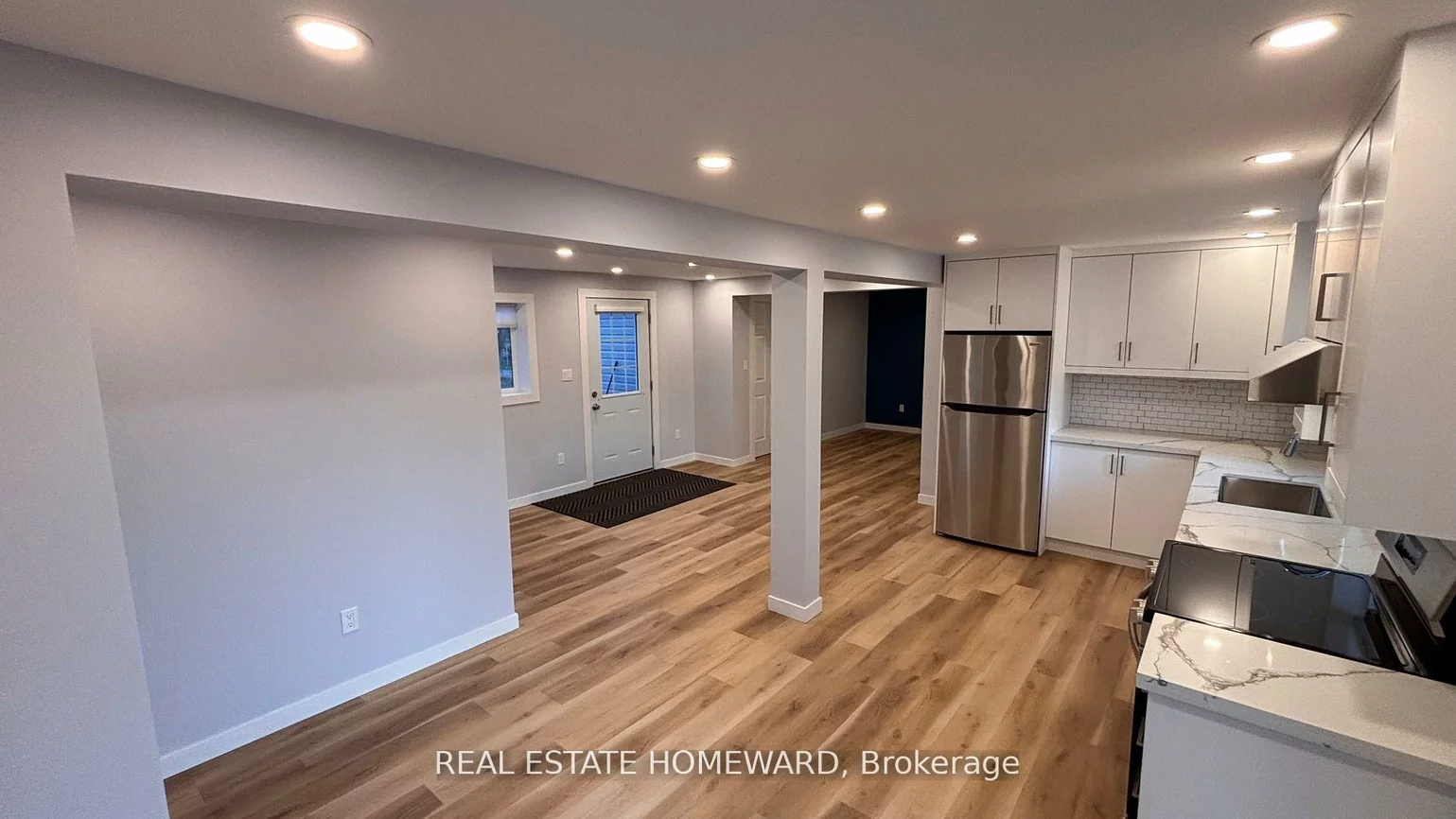 950, Yonge, Rural Barrie Southeast, Barrie