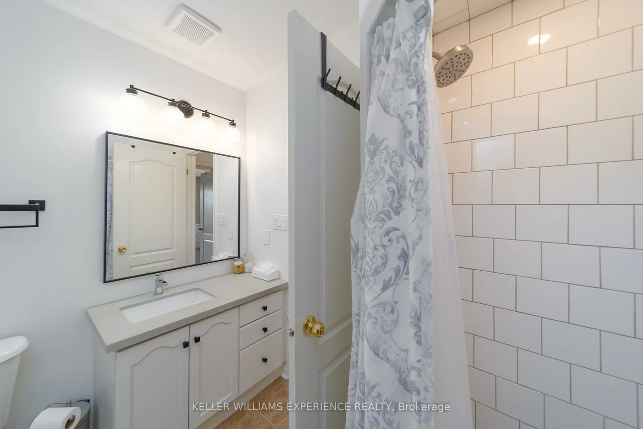 488, Yonge, Painswick North, Barrie