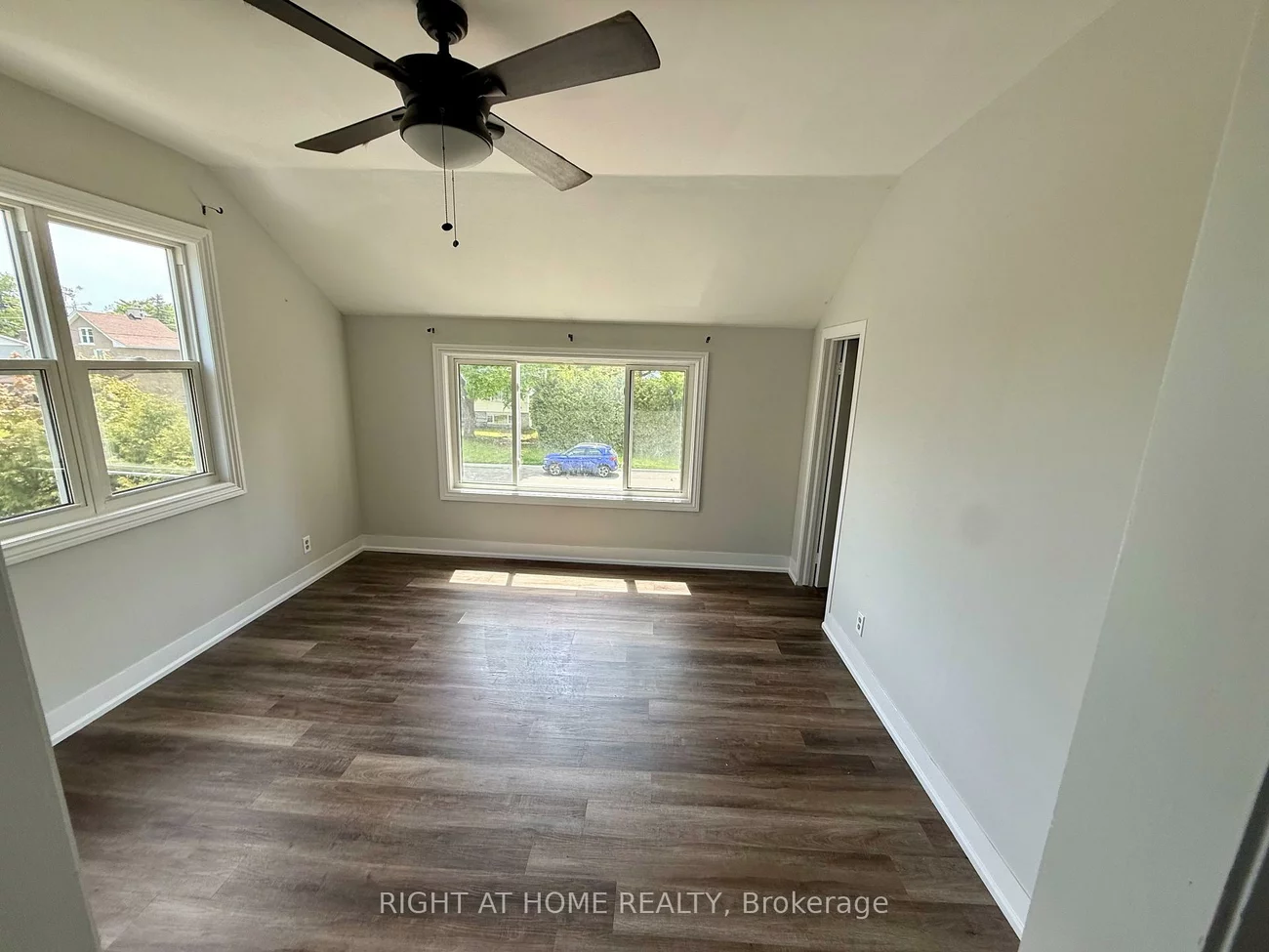 16, Dufferin, Sanford, Barrie