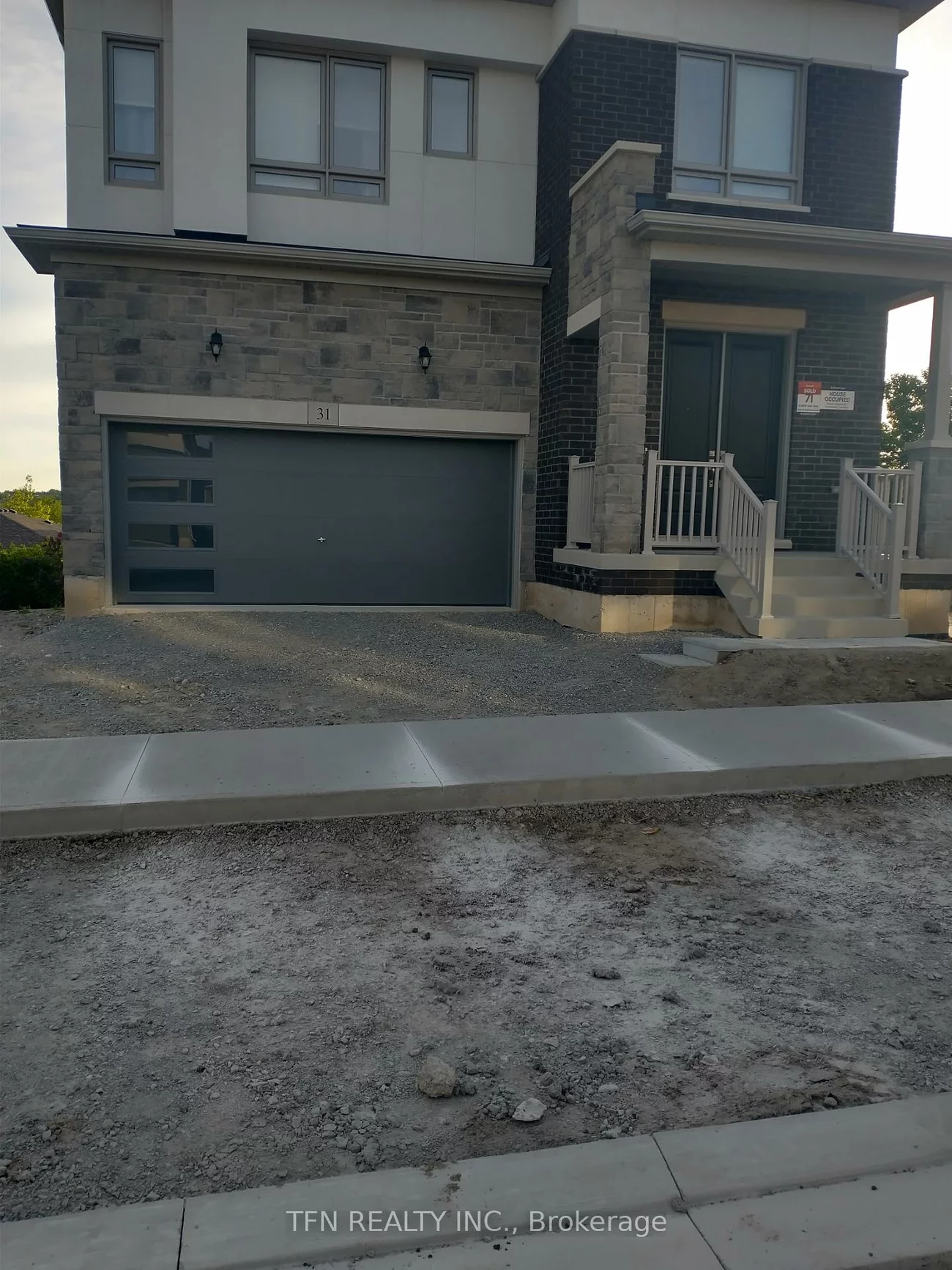 31, West Oak, Painswick South, Barrie