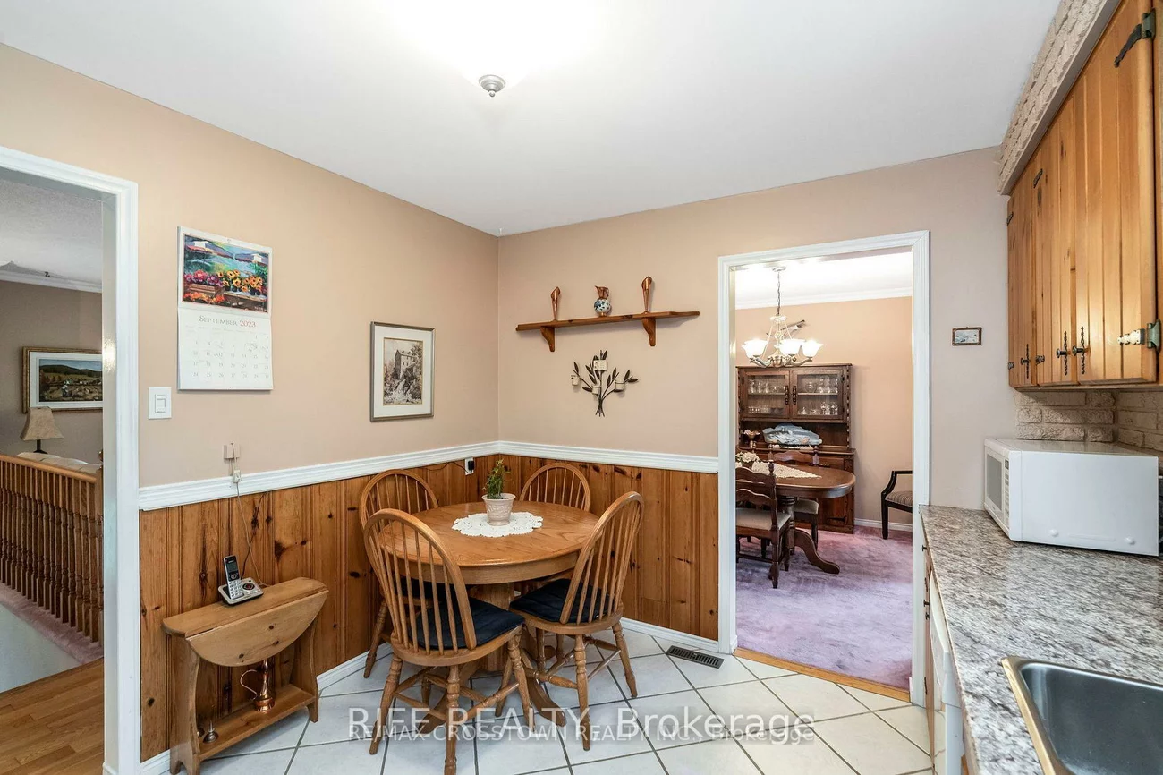 27, Janice, Sunnidale, Barrie