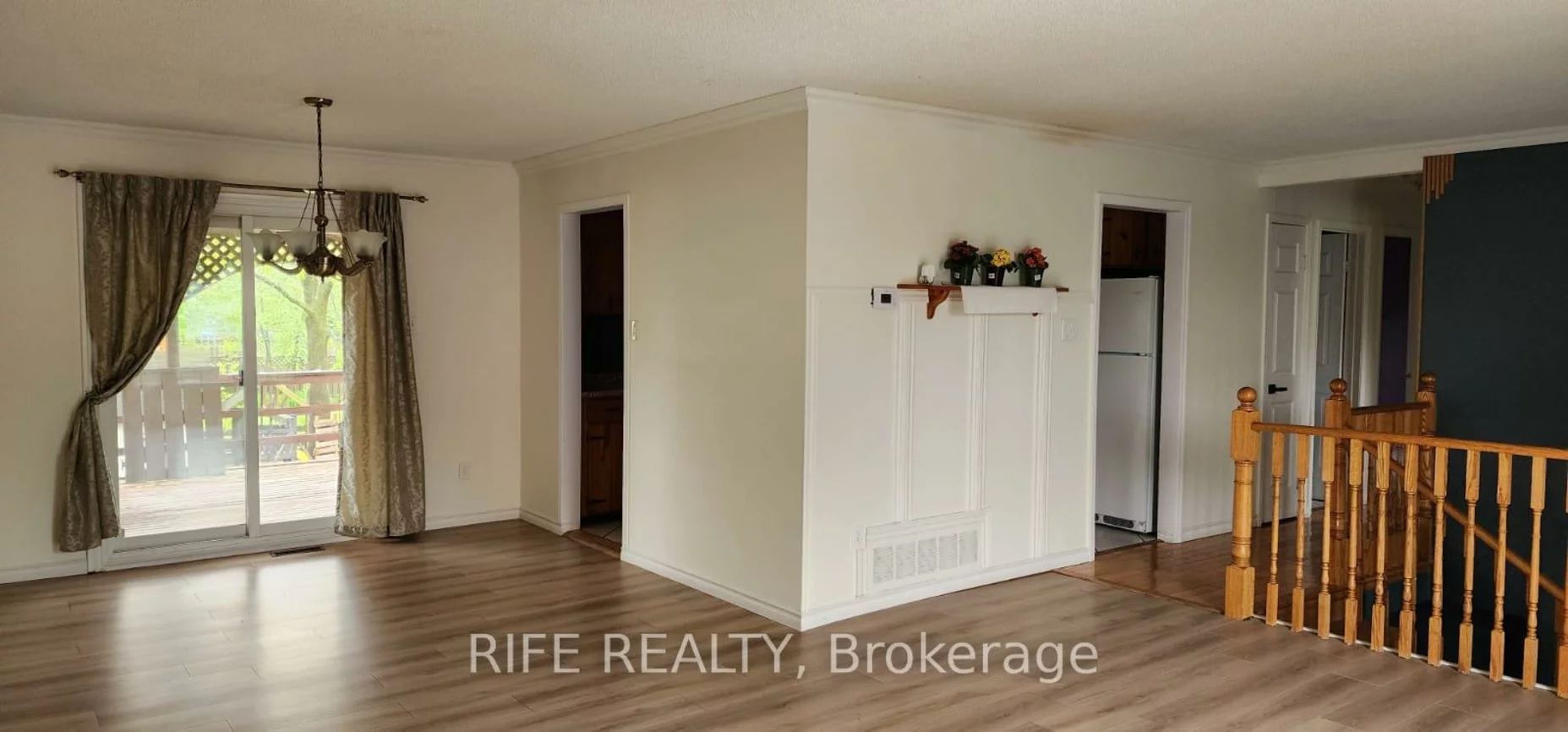27, Janice, Sunnidale, Barrie
