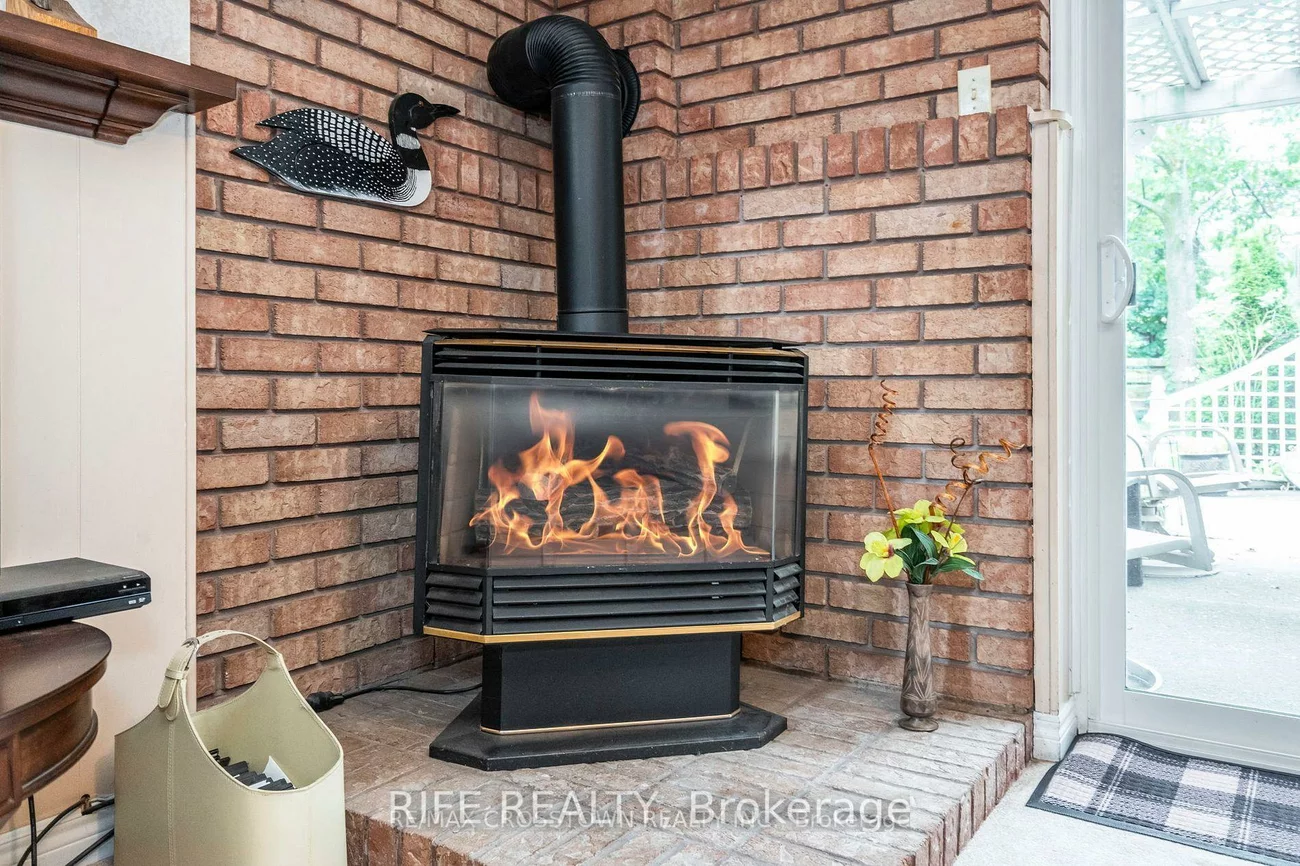 27, Janice, Sunnidale, Barrie