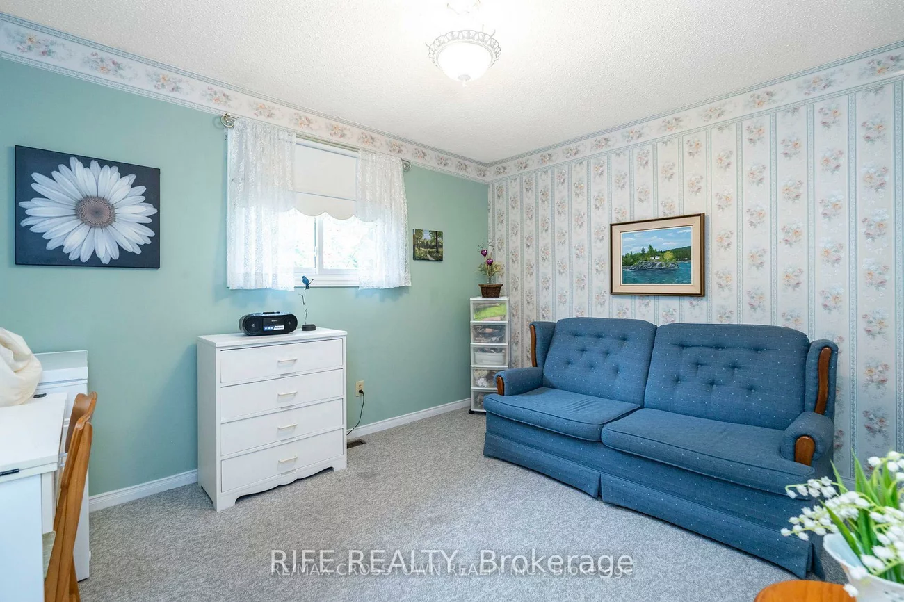 27, Janice, Sunnidale, Barrie