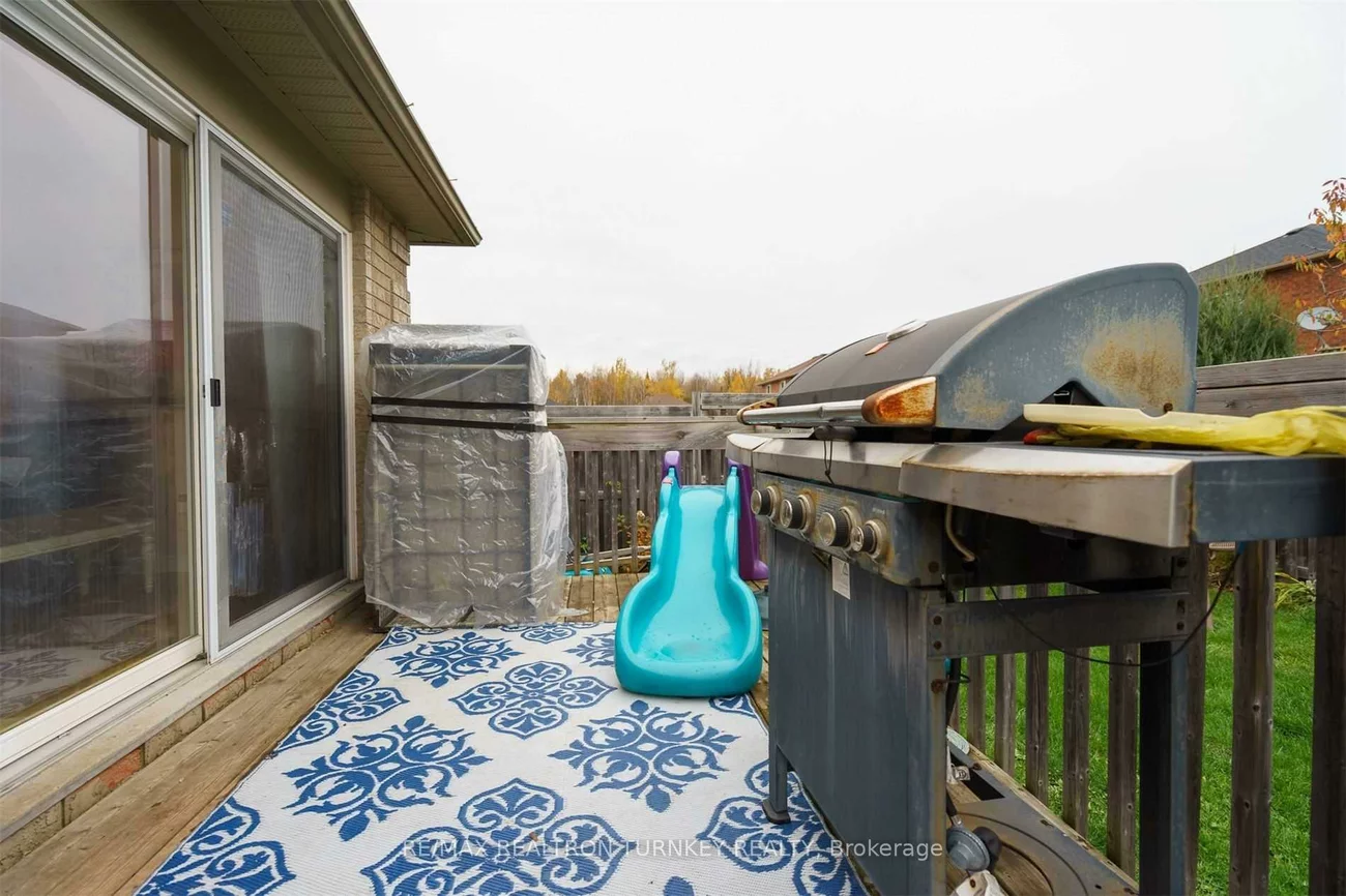 31, Michelle, Painswick South, Barrie