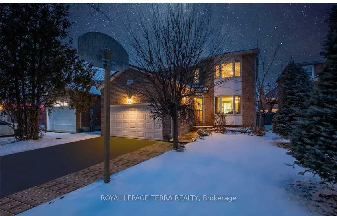 44, Carruthers, Grove East, Barrie