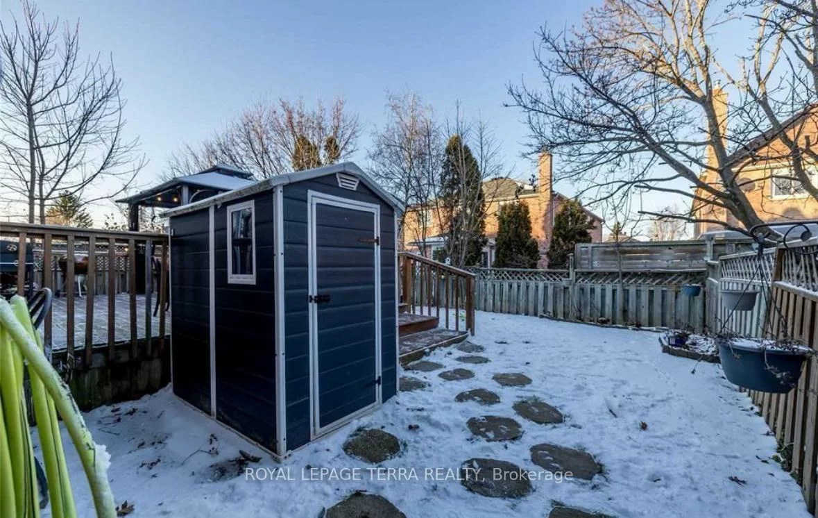 44, Carruthers, Grove East, Barrie