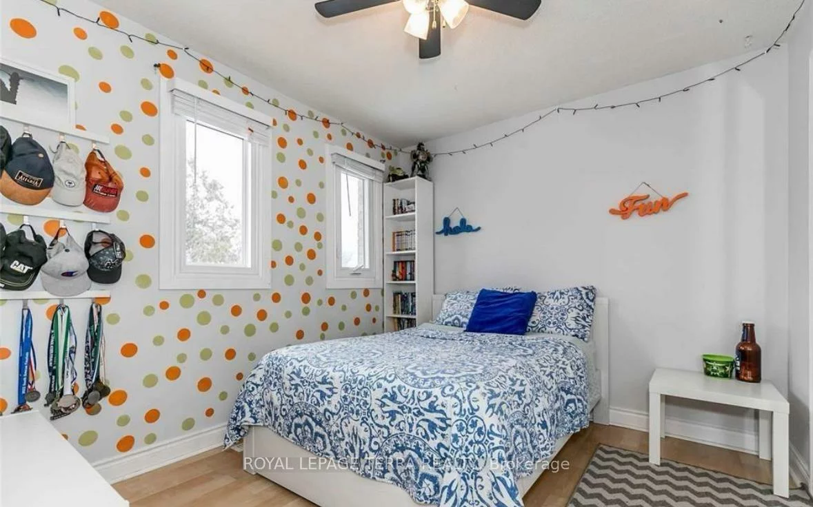 44, Carruthers, Grove East, Barrie