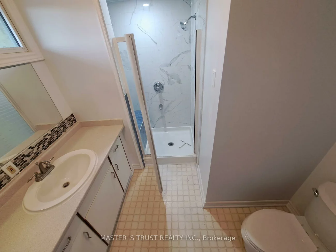 22, Brennan, South Shore, Barrie