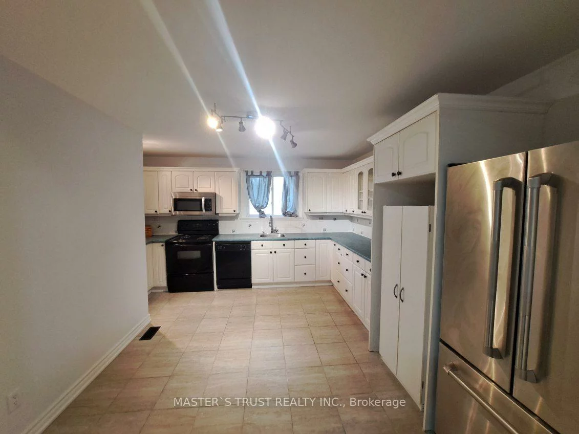 22, Brennan, South Shore, Barrie