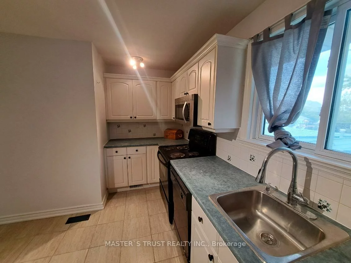22, Brennan, South Shore, Barrie