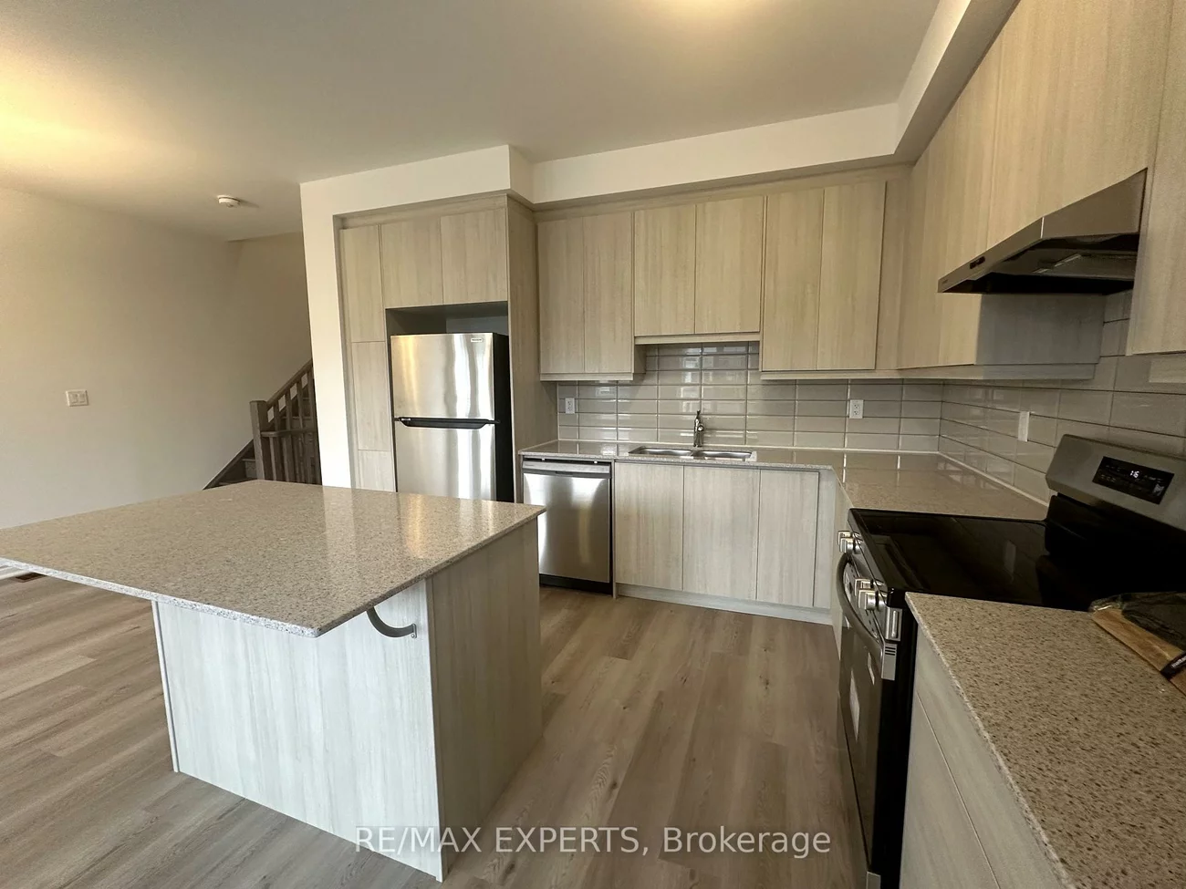 120, Ennerdale, Rural Barrie Southwest, Barrie