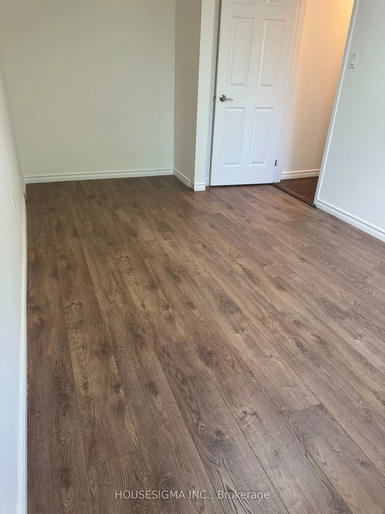 51, Gosney, Painswick North, Barrie