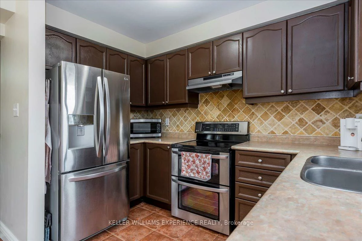 39, Coleman, Edgehill Drive, Barrie