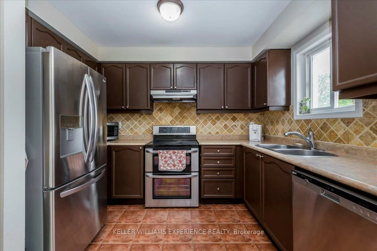 39, Coleman, Edgehill Drive, Barrie