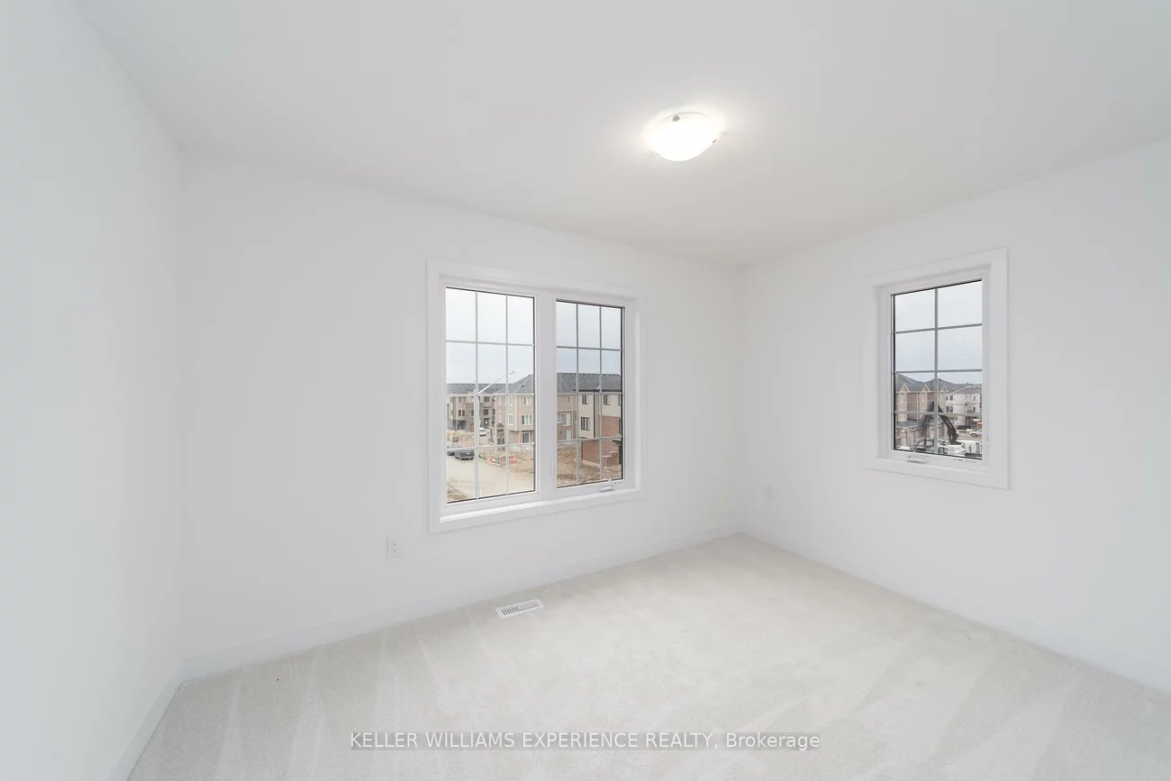 38, Hay, Innis-Shore, Barrie
