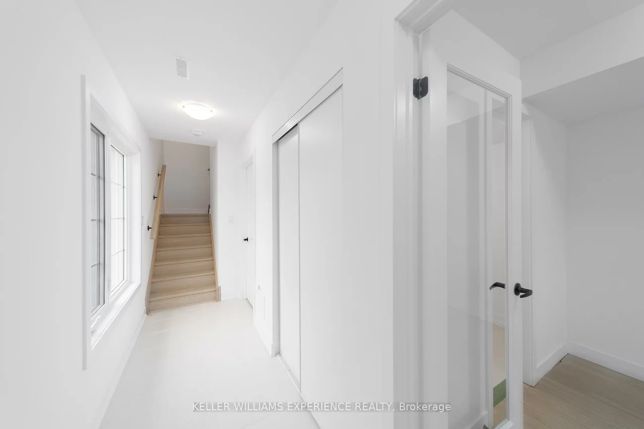 38, Hay, Innis-Shore, Barrie