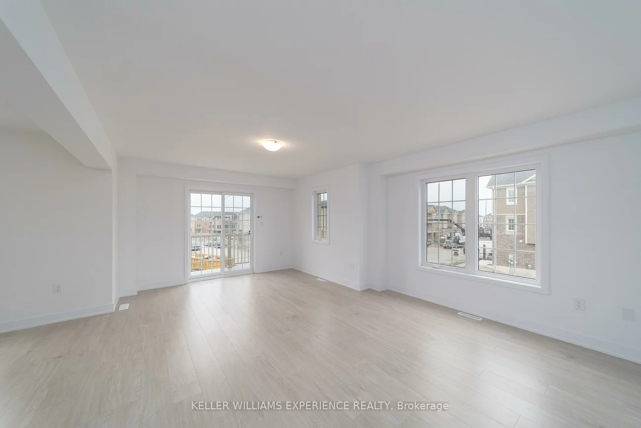 38, Hay, Innis-Shore, Barrie