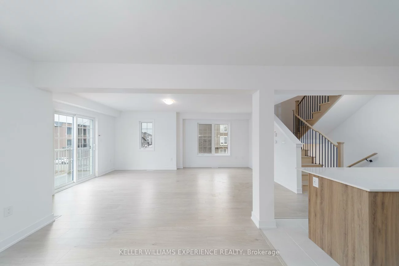 38, Hay, Innis-Shore, Barrie