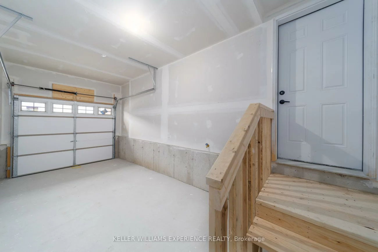 38, Hay, Innis-Shore, Barrie
