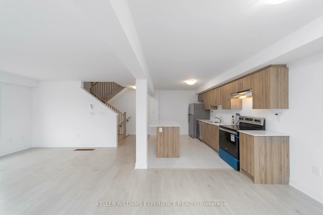 38, Hay, Innis-Shore, Barrie