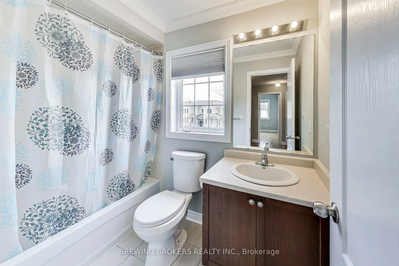 33, Pearcey, West Bayfield, Barrie