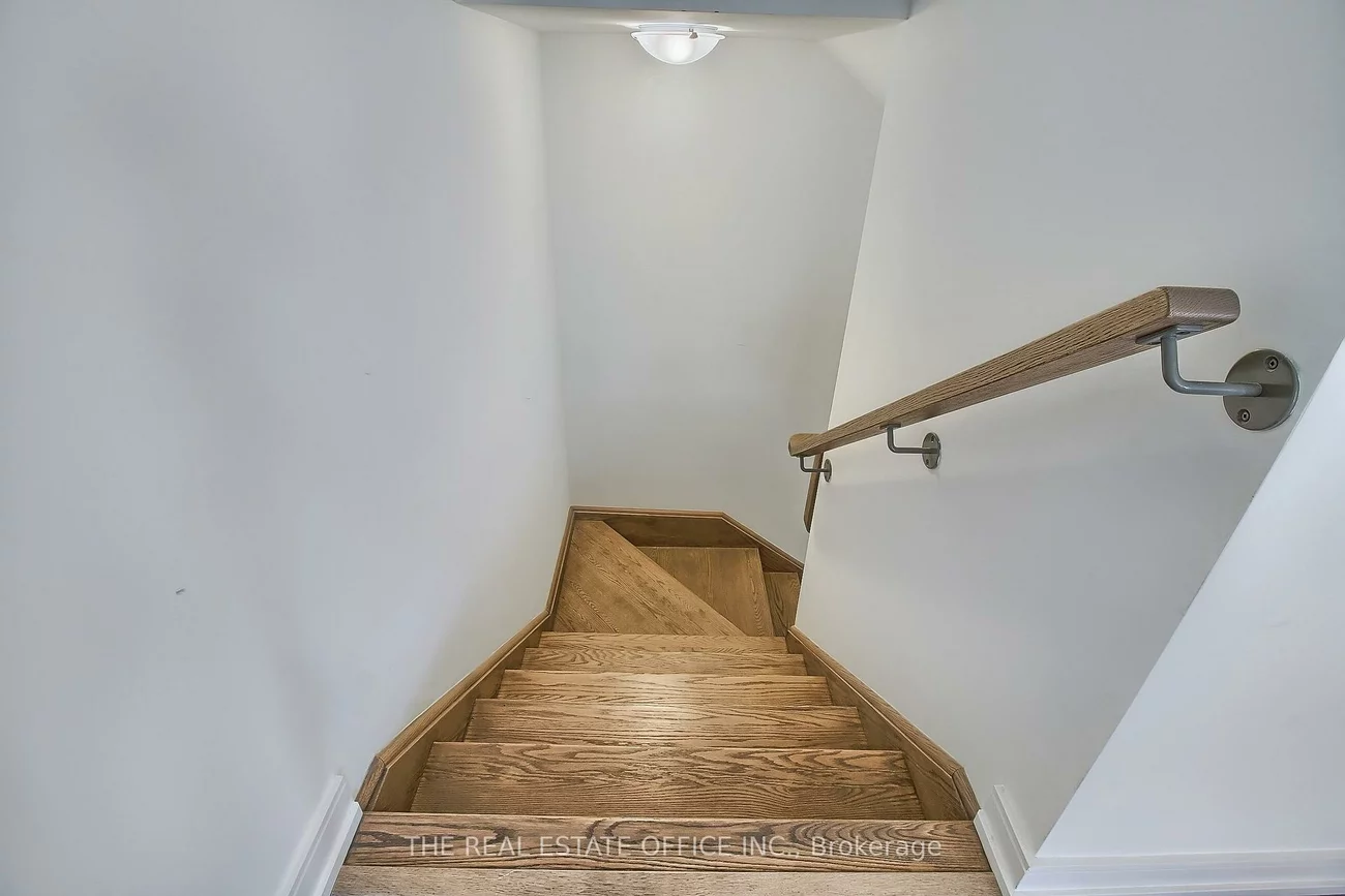 40, Blue Forest, Innis-Shore, Barrie
