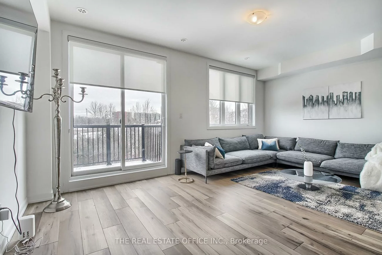 40, Blue Forest, Innis-Shore, Barrie