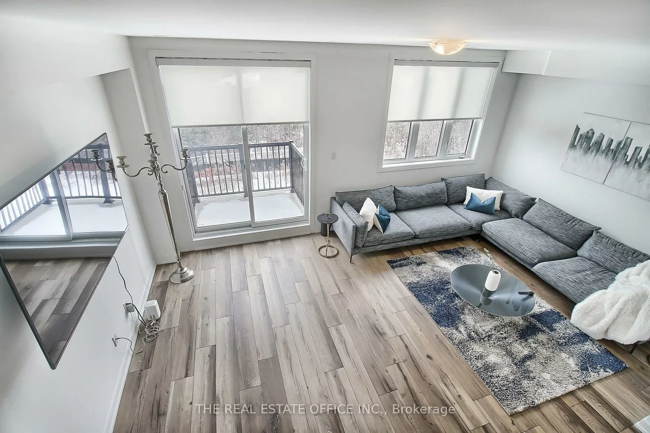 40, Blue Forest, Innis-Shore, Barrie